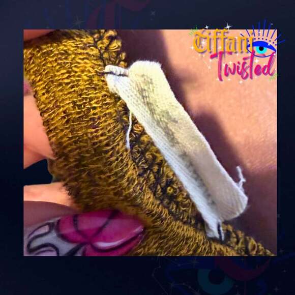 Boutique Black & Mustard Raglan Long Sleeve Top with Sequin Pocket | Size M - Picture 4 of 4